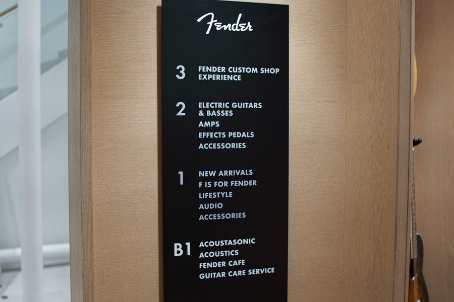 FENDER FLAGSHIP TOKYO(フェンダー フラッグシップ 東京)のフロアガイド