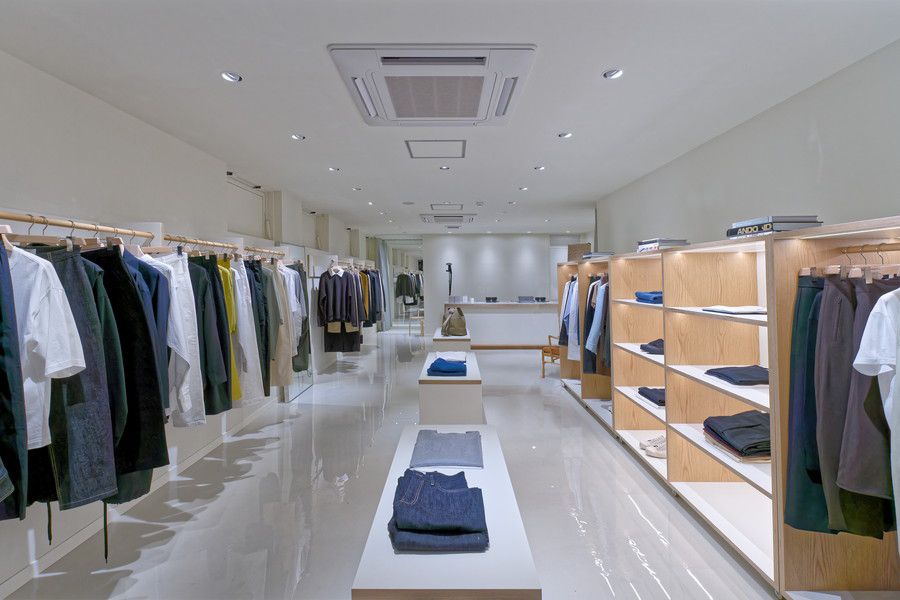 スタジオ ニコルソン 青山の店内の様子