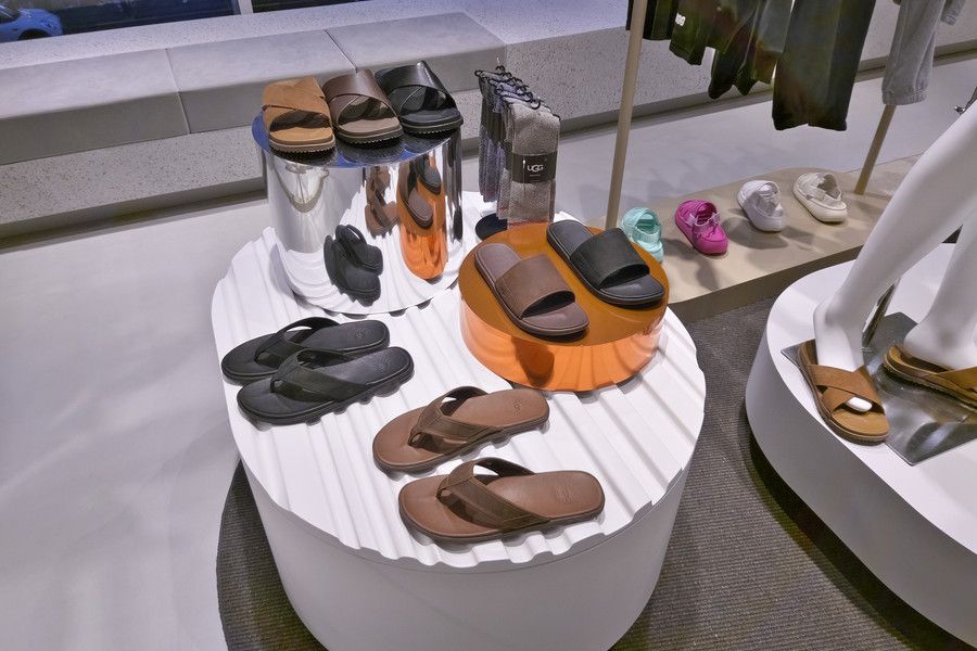 UGG TOKYO FLAGSHIP STORE(アグ 東京 フラッグシップ ストア)のサンダル類