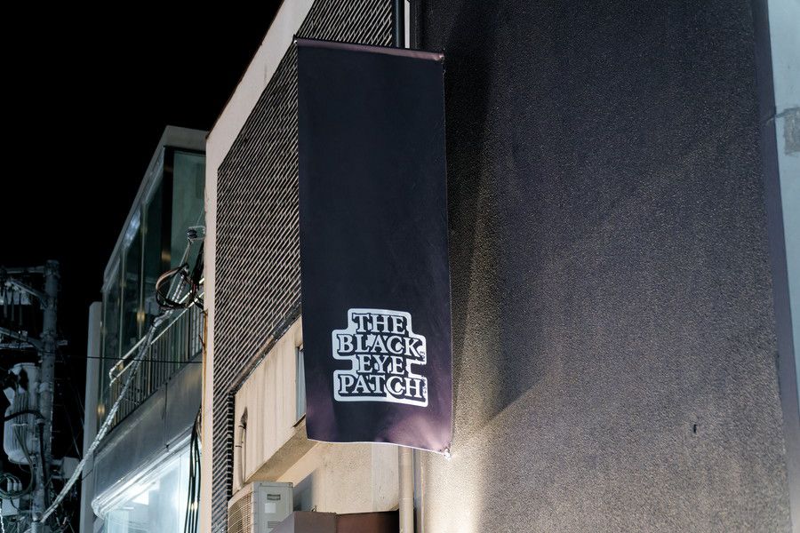BlackEyePatch ブラックアイパッチ 原宿のフラッグ