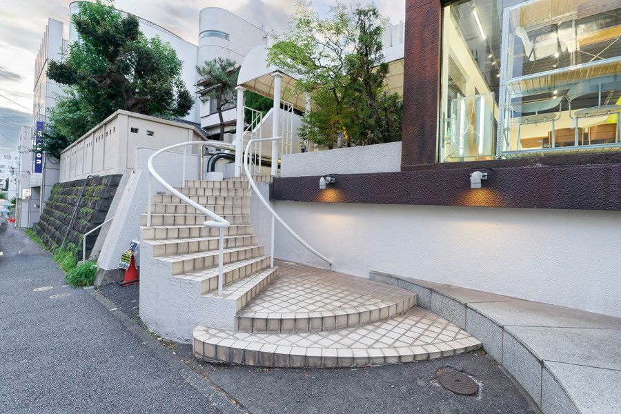 FreshService(フレッシュサービス) 原宿の階段