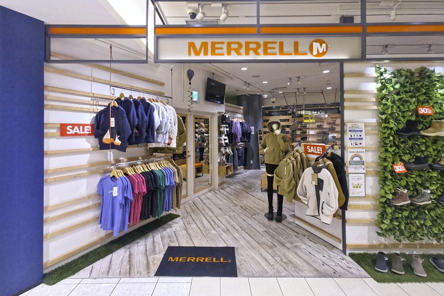 MERREL(メレル) 二子玉川ライズ ドッグウッドプラザのエントランス