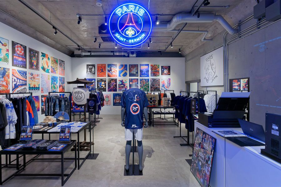 パリサンジェルマン(PSG) 表参道の地下１階の様子