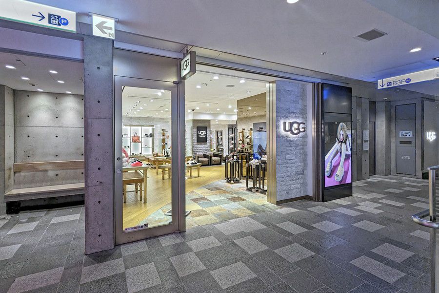 UGG(アグ) 表参道ヒルズの外観