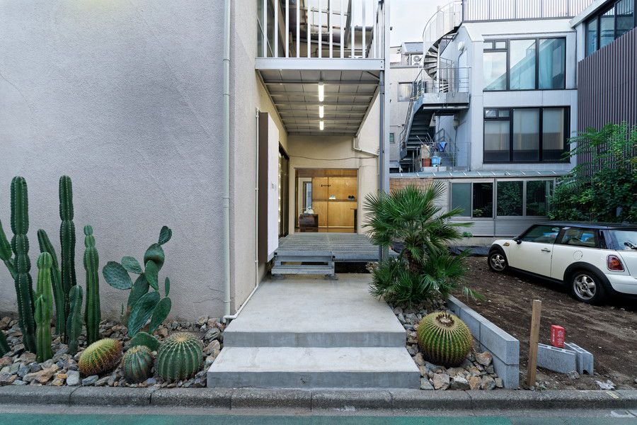 グラウンズ 原宿 grounds STORE 001のエントランス