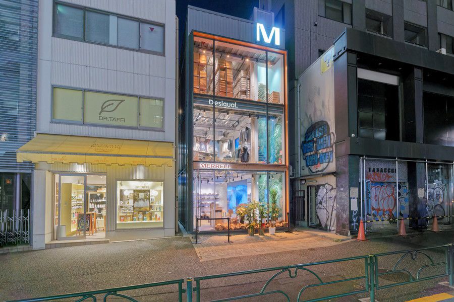 メレル 原宿 MERRELL HARAJUKU FLAGSHIPの外観
