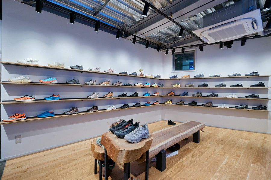 メレル 原宿 MERRELL HARAJUKU FLAGSHIP 1F店内の様子