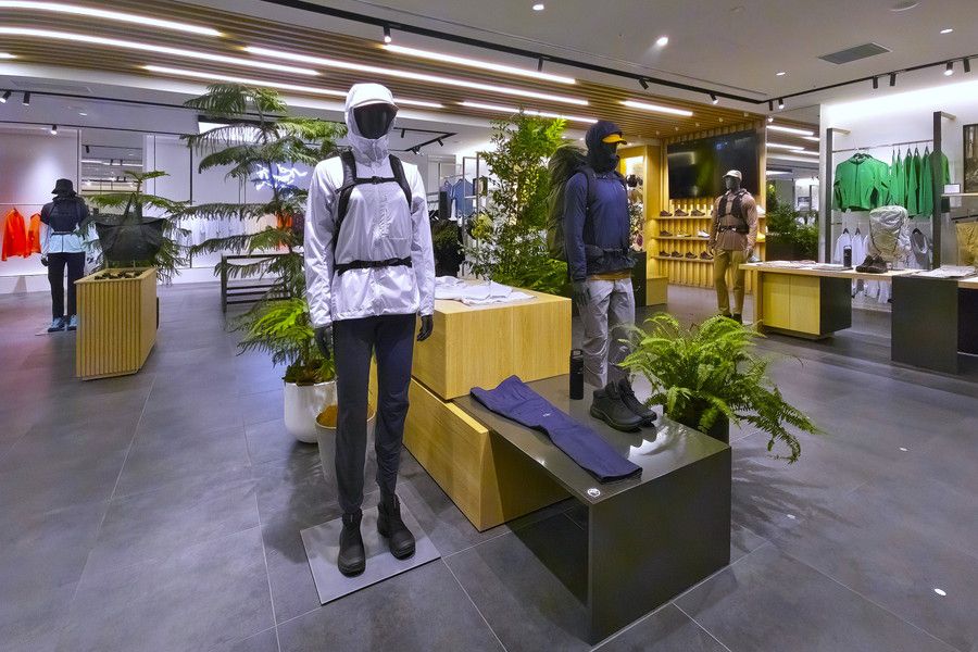 アークテリクス 銀座シックスの店内の様子