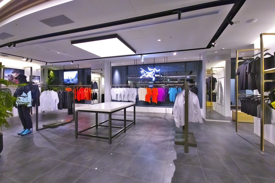 アークテリクス 銀座シックスのアパレル類