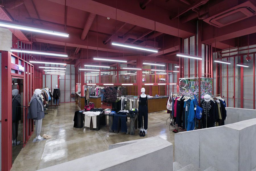 ROKU 青山の店内の様子