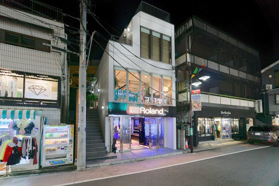 ローランド 原宿 Roland Store Tokyo