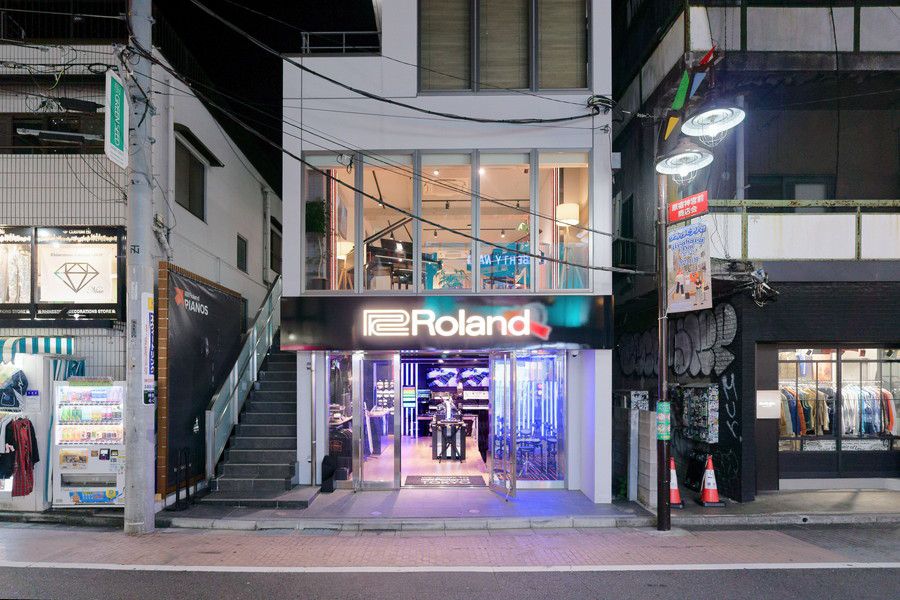 Roland Store Tokyo(ローランドストア 東京)の外観