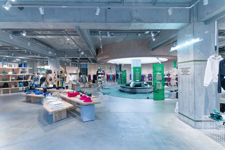 Lacoste(ラコステ) 原宿の1F店内の様子