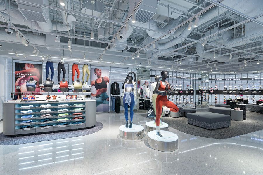 NIKE(ナイキ) 銀座の2F ウィメンズフロアの様子