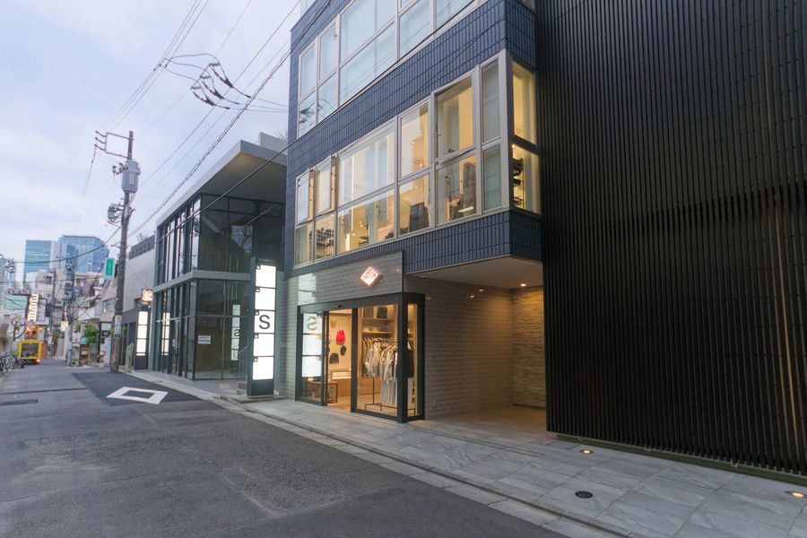 DANTON TOKYO(ダントン 東京) 表参道の裏手の周辺の様子