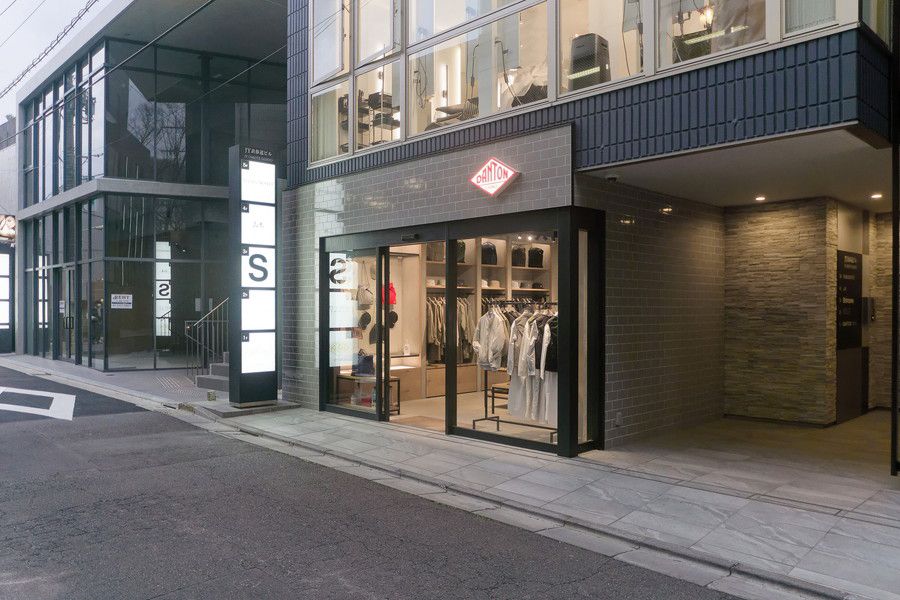 DANTON TOKYO(ダントン 東京) 表参道の外観