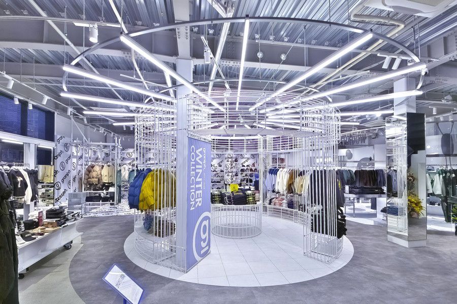 graniph Tokyo(グラニフ 東京)の1F店内の様子