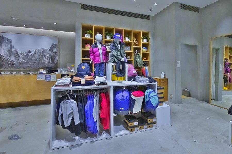 ザ・ノース・フェイス ららぽーと立川立飛の店内の様子