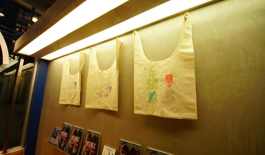 NIKE AIR MAX 2light atmos  POP UP STORE カスタマイズスペース