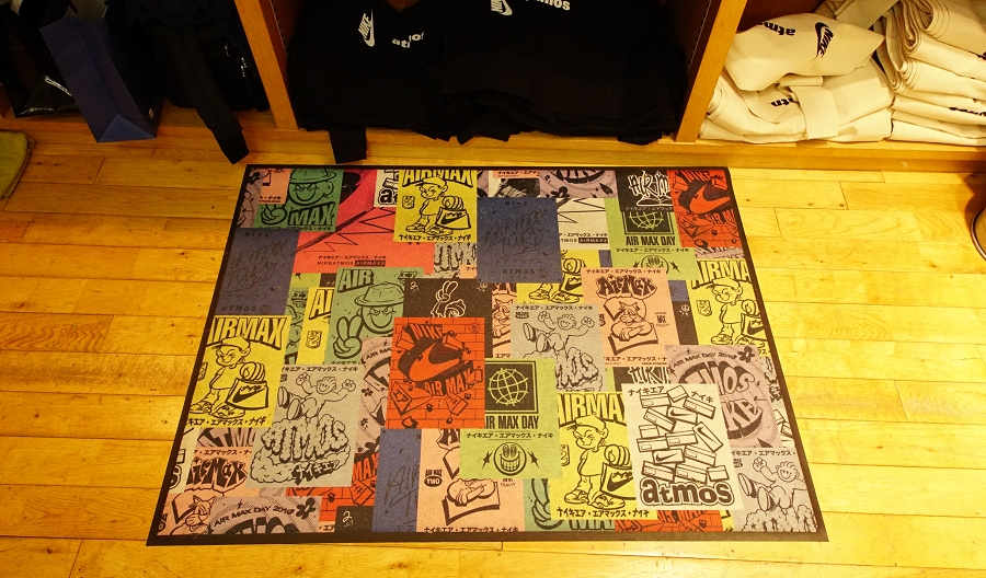 NIKE AIR MAX 2light atmos  POP UP STORE カスタマイズスペース