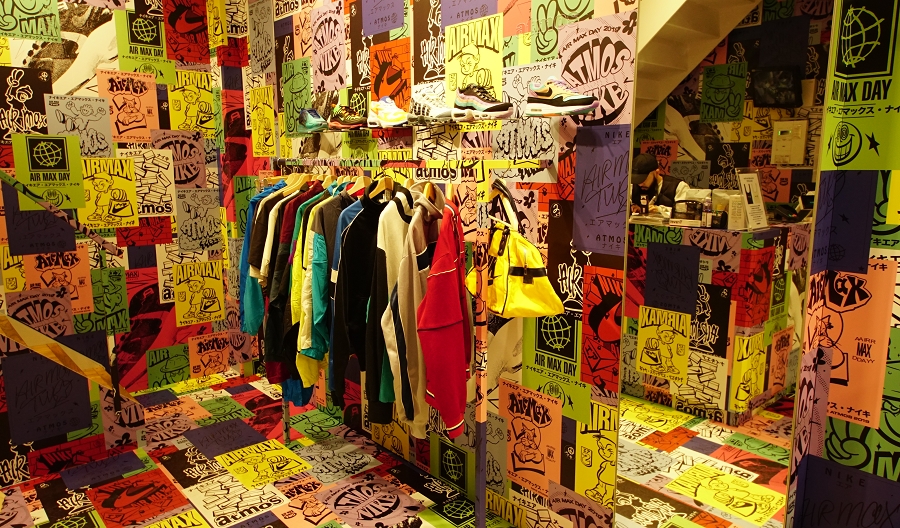 NIKE AIR MAX 2light atmos POP UP STORE展示アイテム