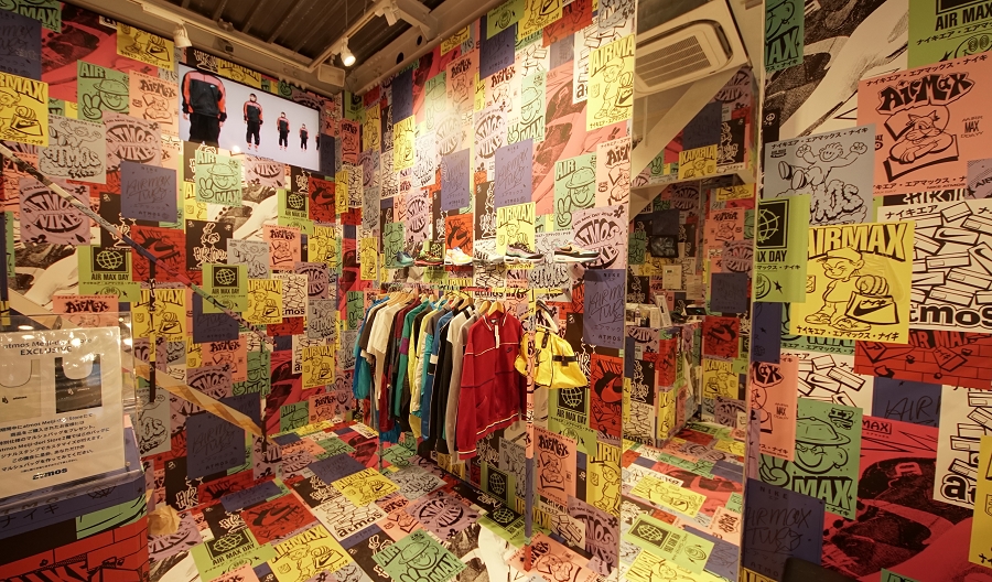 NIKE AIR MAX 2light atmos POP UP STORE店内