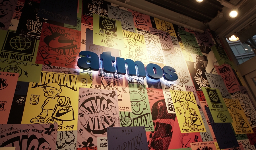 NIKE AIR MAX 2light atmos POP UP STORE店内