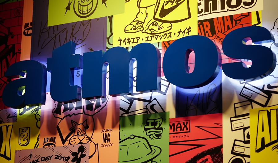 NIKE AIR MAX 2light atmos POP UP STORE店内