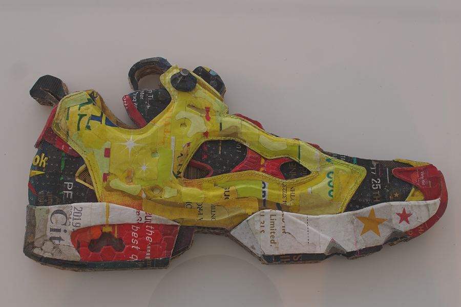 Reebok 90s House(リーボック90sハウス) 段ボールアート