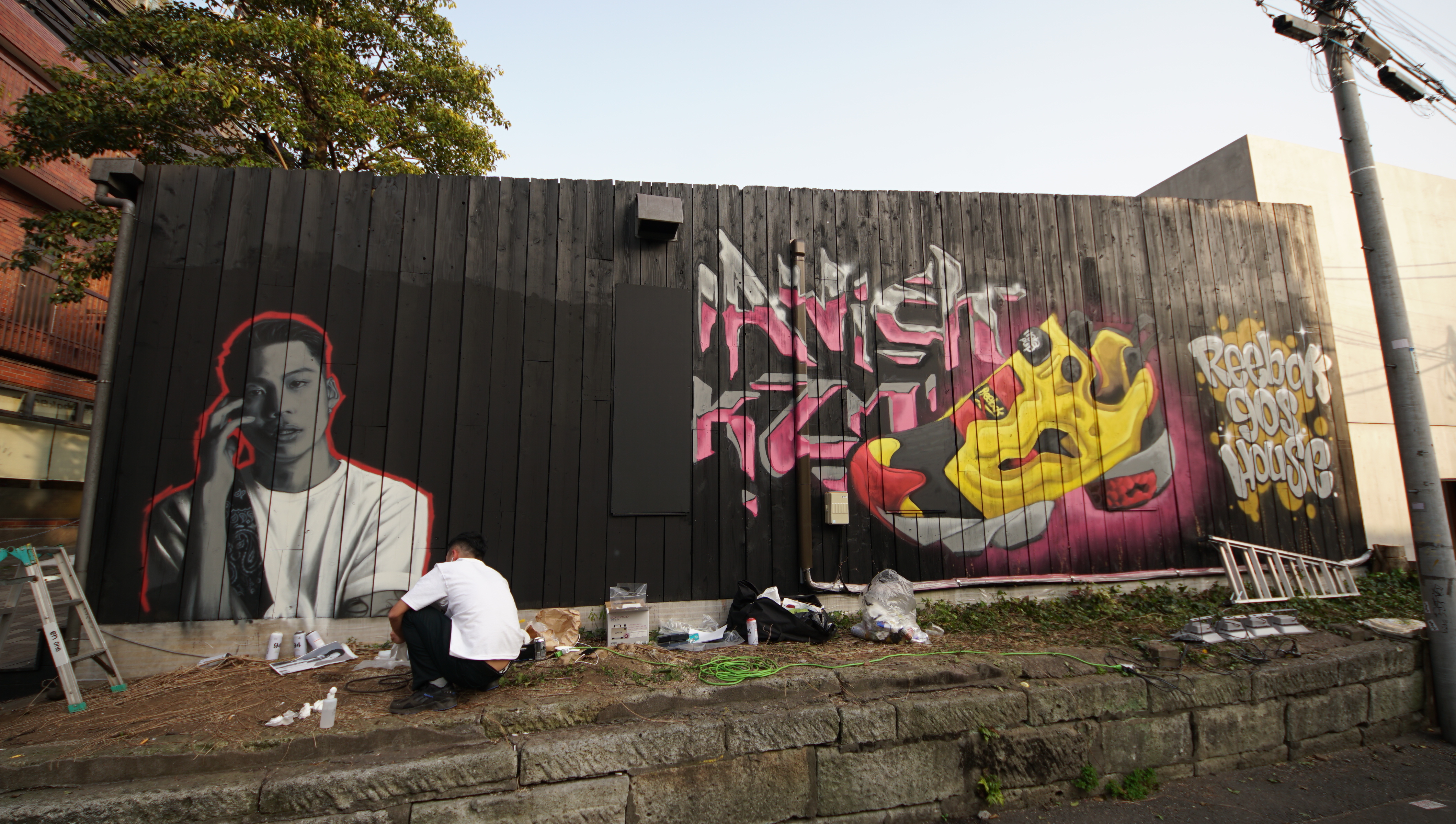 Reebok 90s House リーボック90sハウス スプレーペイント パフォーマンス