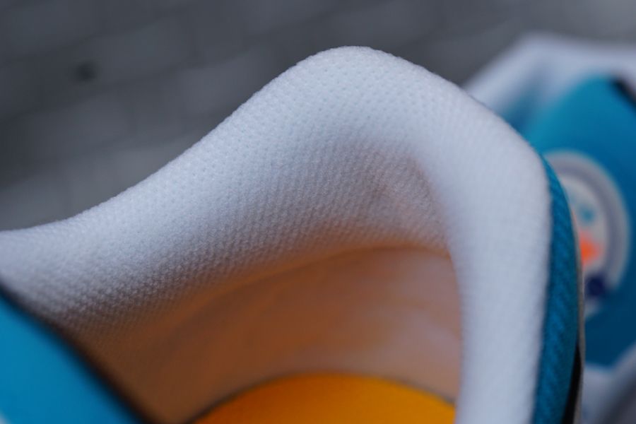 NIKE AIR MAX2 LIGHT(ナイキ エアマックススクエアライト) OG BLUE LAGOON(ブルーラグーン) ヒール