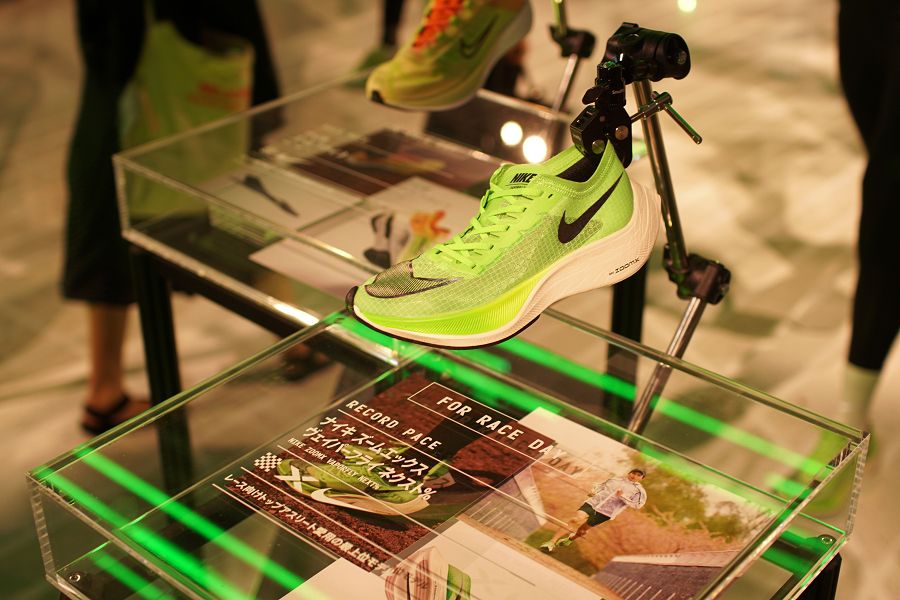 AIR ZOOMX VAPORFLY NEXY% (エア ズームエックス ヴェイパーフライ ネクストパーセント)