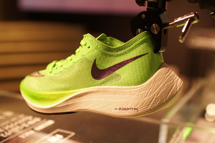 AIR ZOOMX VAPORFLY NEXY% (エア ズームエックス ヴェイパーフライ ネクストパーセント)