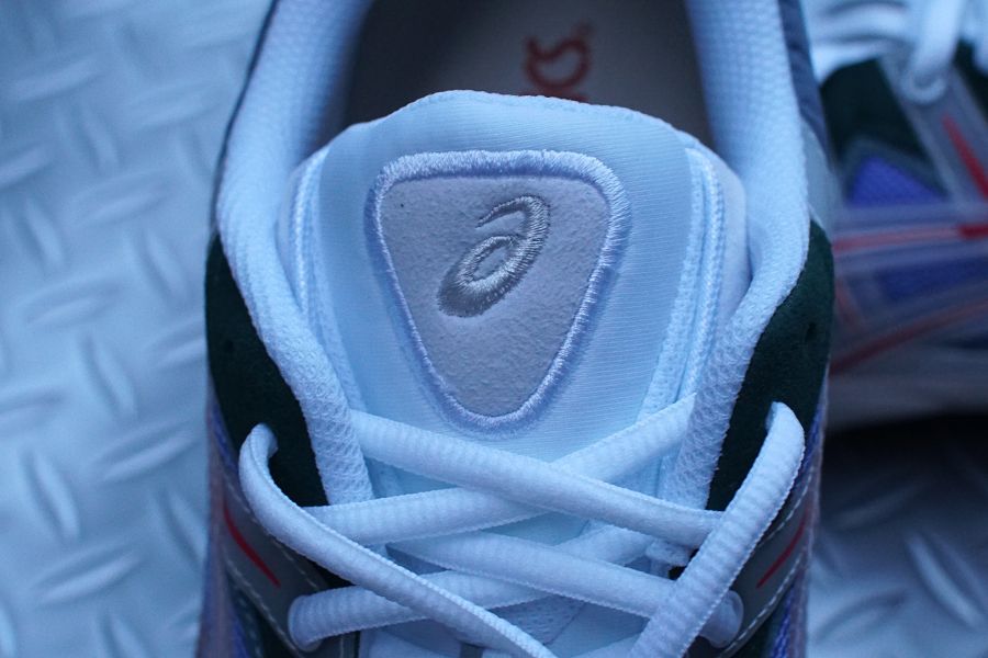 ASICS Tiger x HBX GEL KAYANO 5 OG HBX (アシックスタイガーx HBX ゲル カヤノ 5 OG) シュータン