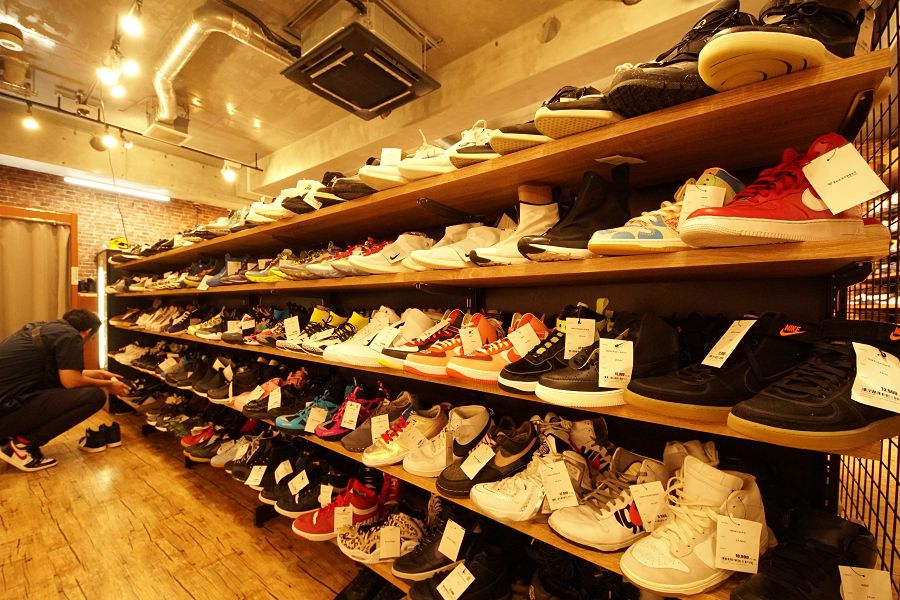 2nd STREET POP-UP NIKE ARCHIVE (セカンドストリート ポップアップ ナイキ アーカイブ) フォトレポート 店内