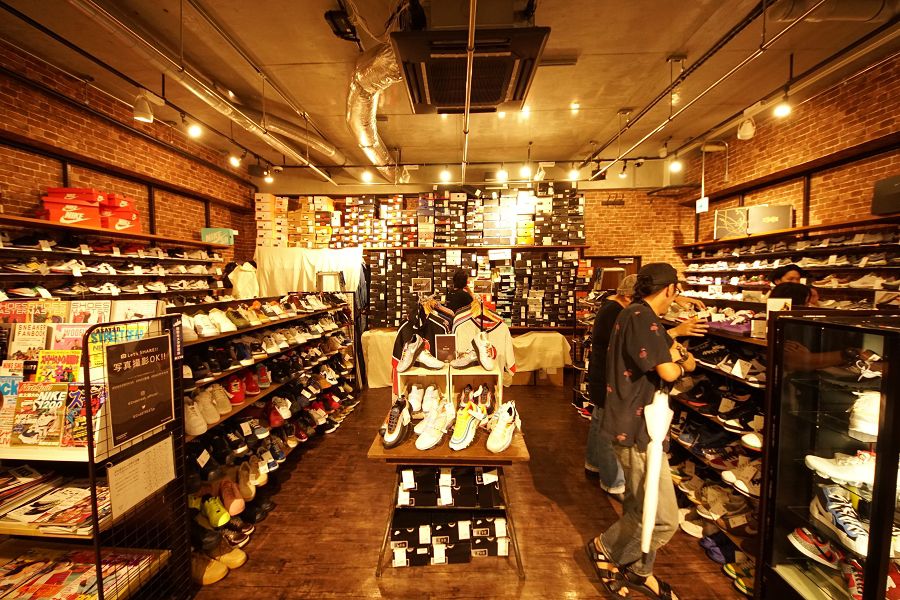 2nd STREET POP-UP NIKE ARCHIVE (セカンドストリート ポップアップ ナイキ アーカイブ) フォトレポート 店内