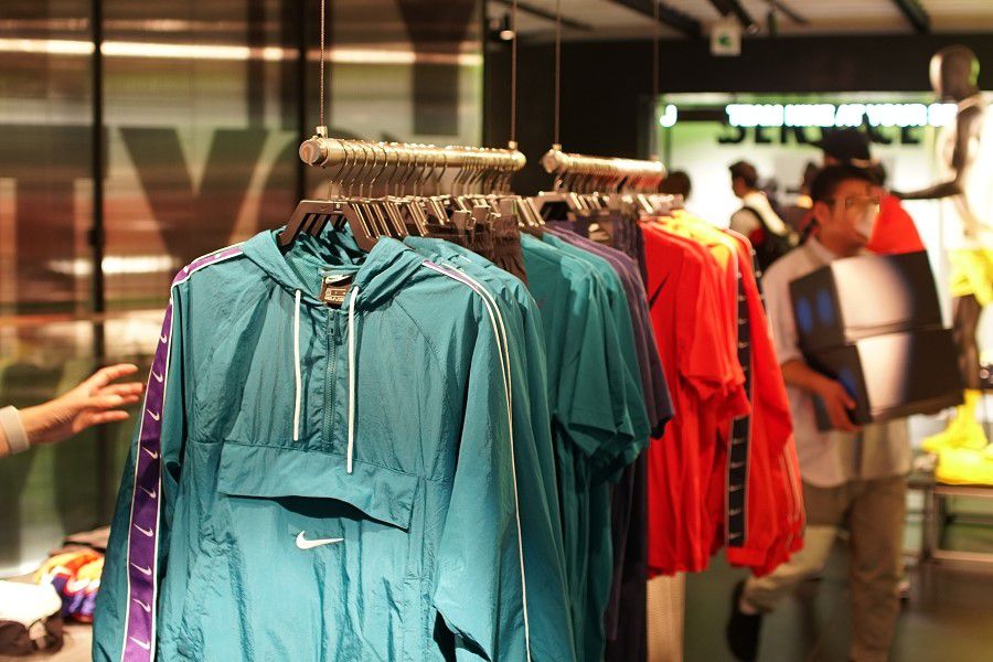 NIKE HARAJUKU(ナイキ原宿)リニューアルオープン 店内2F メンズアパレル