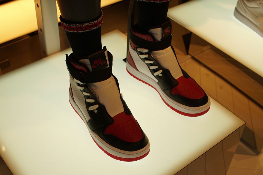 NIKE HARAJUKU(ナイキ原宿)リニューアルオープン 店内3F ジョーダンブランド アパレル