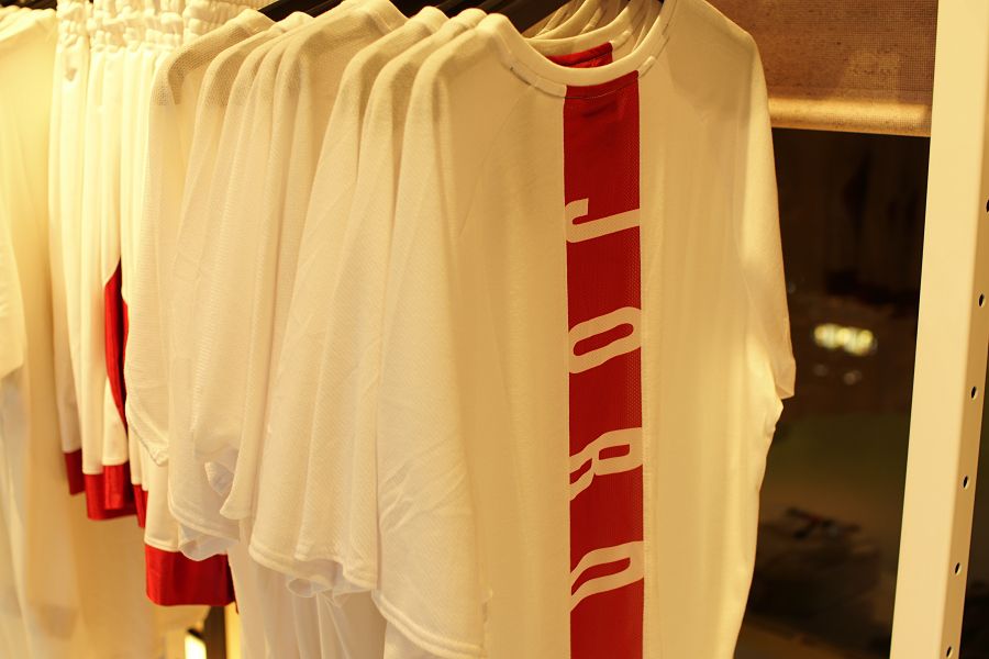 NIKE HARAJUKU(ナイキ原宿)リニューアルオープン 店内3F ジョーダンブランド アパレル