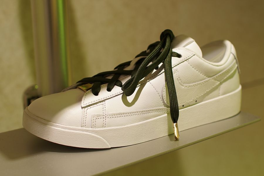 NIKE HARAJUKU ナイキ原宿 NIKEiD STUDIO (ナイキ ID スタジオ)