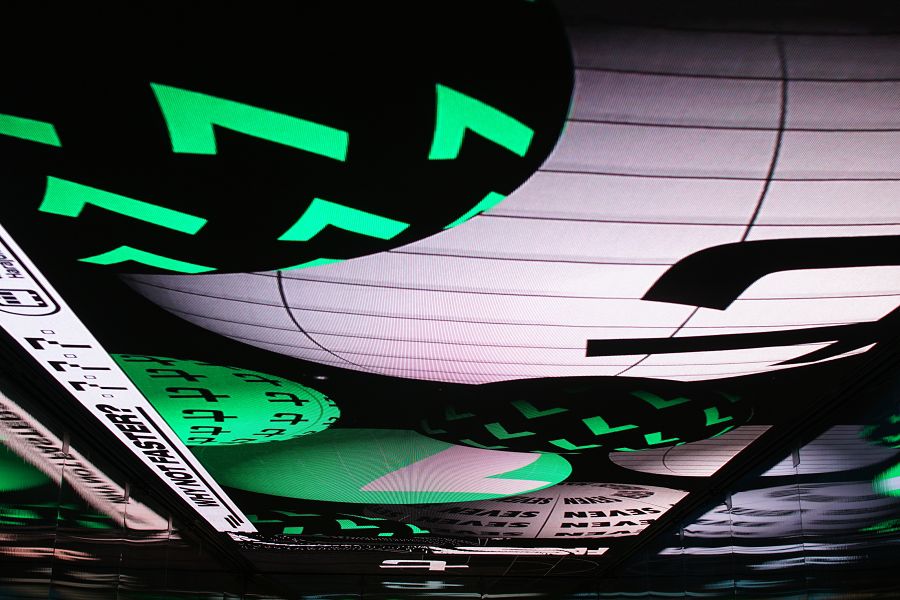 NIKE HARAJUKU(ナイキ原宿) 勝利の女神 ニケ インスタレーション