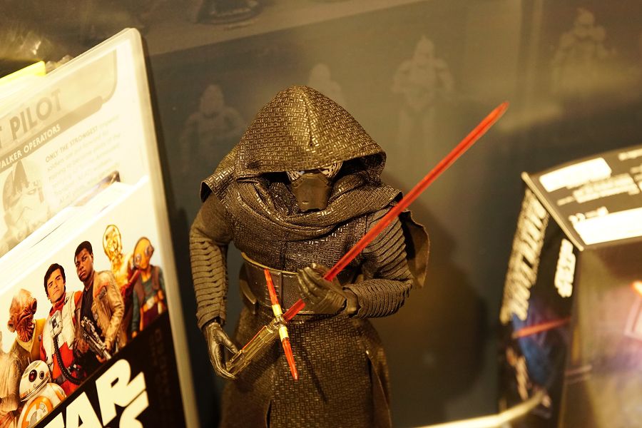 STAR WARS(スター・ウォーズ) スニーカー Swiftfish アトモス銀座 ポップアップ ディスプレイ