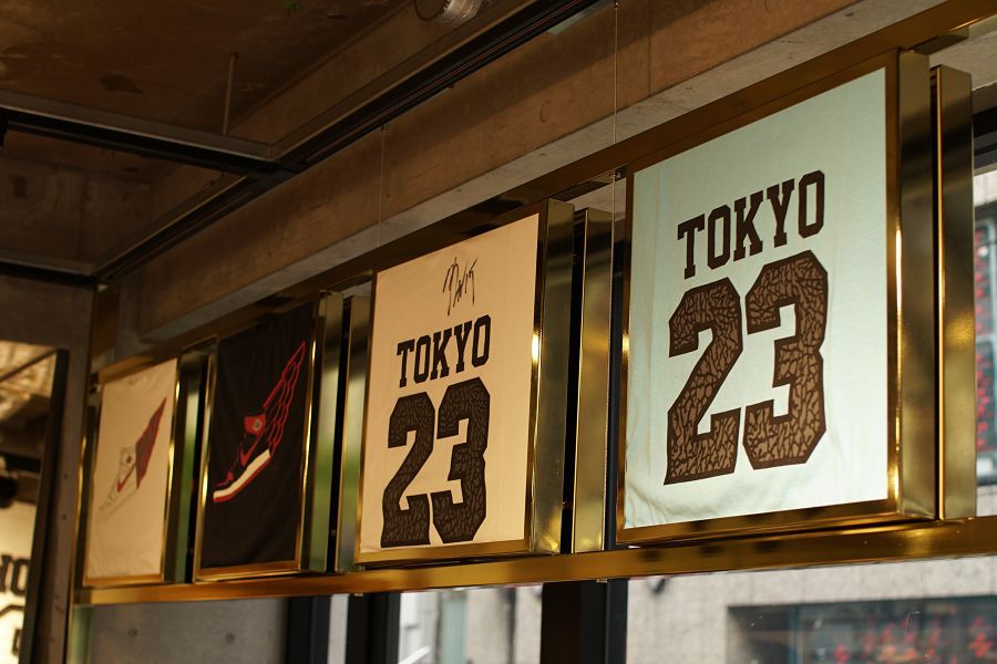 TOKYO 23 (トウキョウ 23) 原宿・プロペラ通り Tシャツ