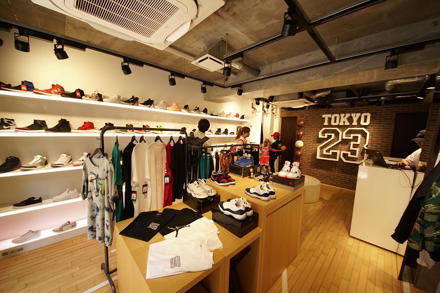 TOKYO 23 (トウキョウ 23)店内