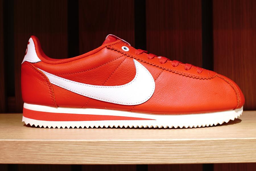NIKE STRANGER THINGS COLTEZ OG COLLECTION ナイキ ストレンジャーシングス  コルテッツ レッド