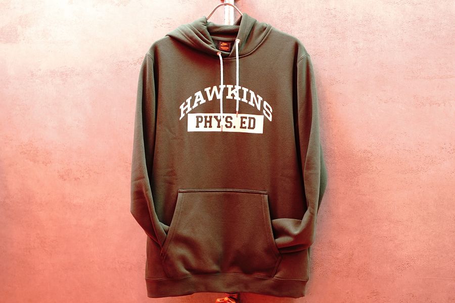 NIKE STRANGER THINGS HAWKINS HIGH ナイキ ストレンジャーシングス  パーカー ホーキンス高校