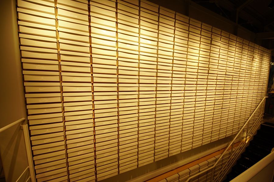 キックスラウンジ 表参道(Kicks Lounge Omotesando) リニューアル 7月 2F スニーカーボックス ウォール