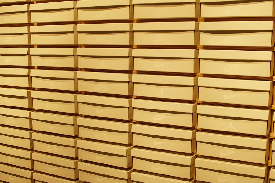 キックスラウンジ 表参道(Kicks Lounge Omotesando) リニューアル 7月 2F スニーカーボックス ウォール