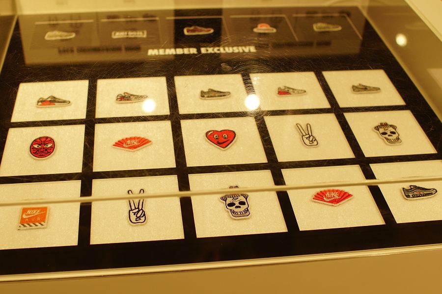 キックスラウンジ 表参道(Kicks Lounge Omotesando) リニューアル 7月 2F アパレルカスタマイゼーション ロゴ