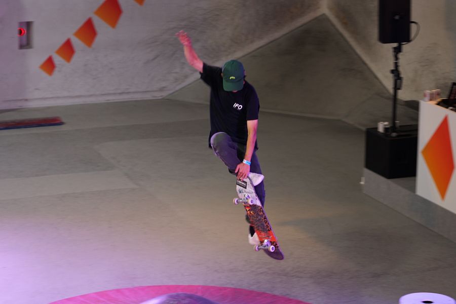 Nike SB dojo(ナイキ SB ドージョー)トリック コブ エアー